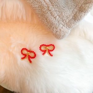 Red bow earrings